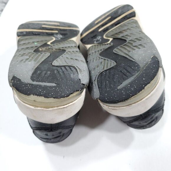 READ Nike Air Max Excee Sneakers Shoes Black White Gray Kids CD6892-001 Size 12C - Picture 6 of 9